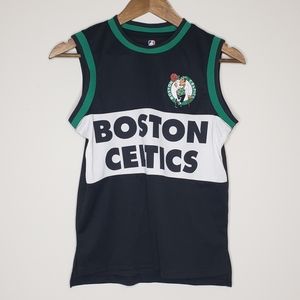Boston Celtics jersey NBA youth size M (10-12)